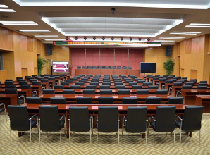 贵阳贵钢集团会议桌椅安装案例